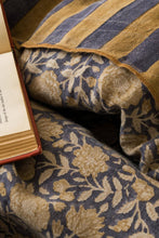 Linen Evadne Duvet Cover: US KING: 102"X90" / 229 x 259 cm / King pillowcases: 20 x 36" / 51 x 91 cm