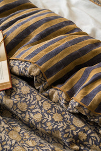Linen Evadne Duvet Cover: US KING: 102"X90" / 229 x 259 cm / King pillowcases: 20 x 36" / 51 x 91 cm