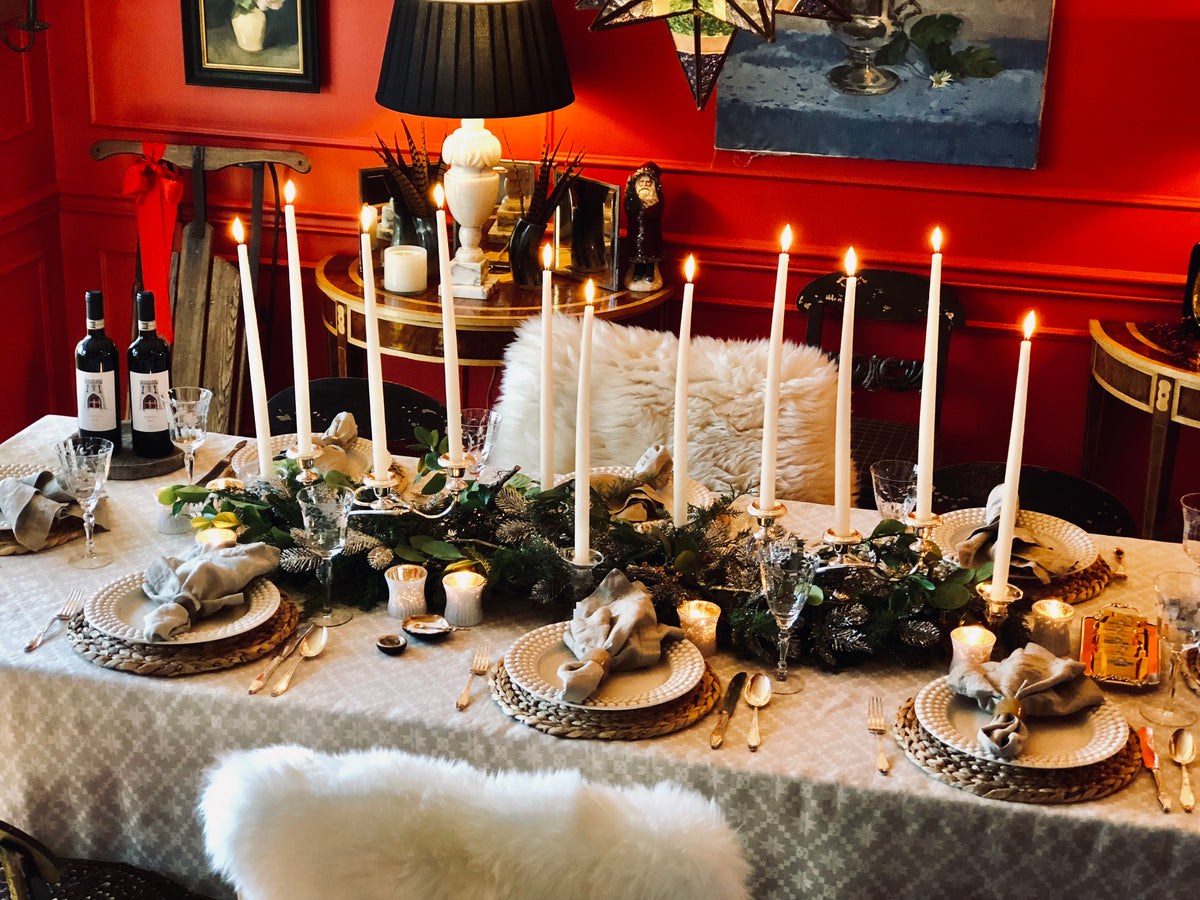 Winter Woodland Tablescape Kit Standard Edition w/Taupe Napkins