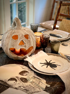 Table Accent, Creepy Crawlies