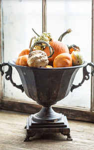Distressed Black Urn | Table Terrain build your own tablescape, custom tablescapes, modern table centerpieces, elegant table centerpieces